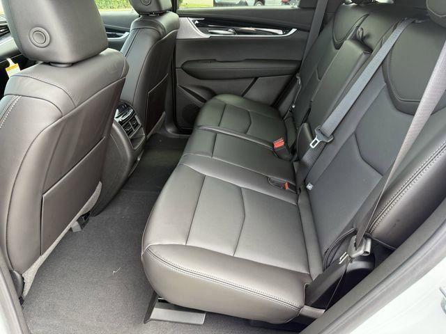 new 2025 Cadillac XT5 car, priced at $59,090