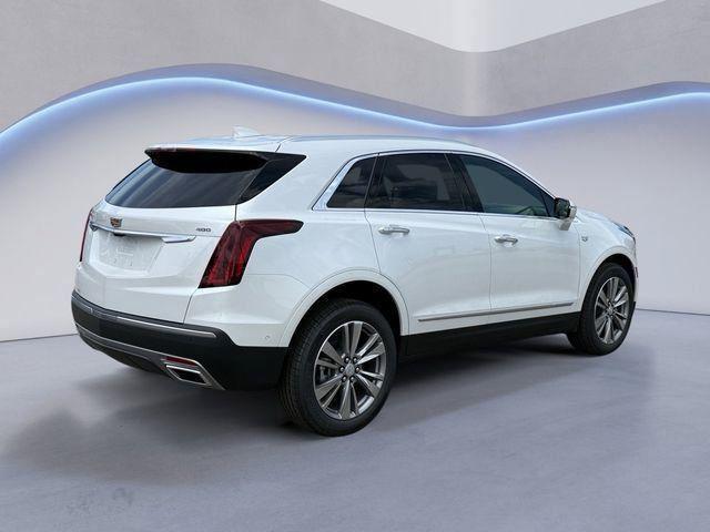 new 2025 Cadillac XT5 car, priced at $59,090