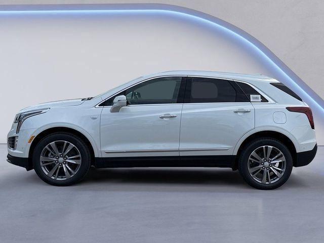 new 2025 Cadillac XT5 car, priced at $59,090