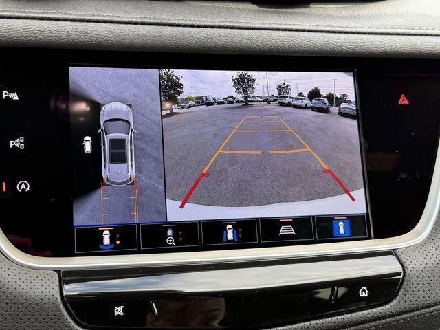 new 2025 Cadillac XT5 car, priced at $59,090