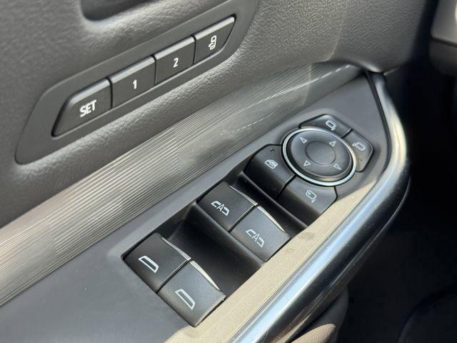 new 2025 Cadillac XT4 car, priced at $50,615