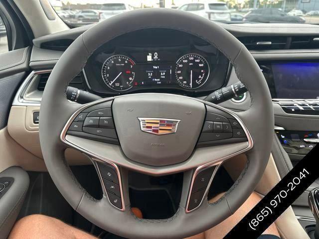 new 2025 Cadillac XT5 car, priced at $54,515