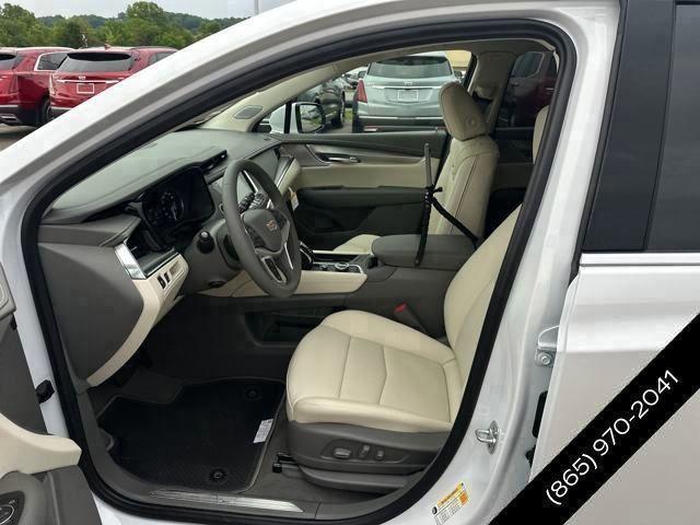 new 2025 Cadillac XT5 car, priced at $54,515