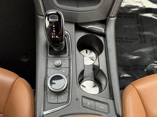 used 2022 Cadillac XT5 car, priced at $36,991