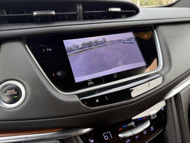 used 2022 Cadillac XT5 car, priced at $36,991