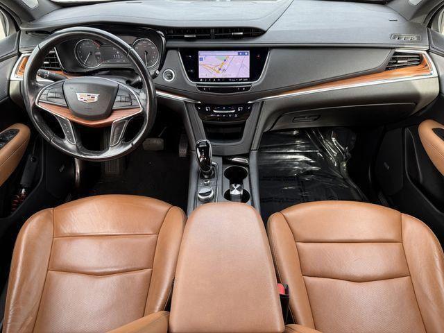 used 2022 Cadillac XT5 car, priced at $36,991