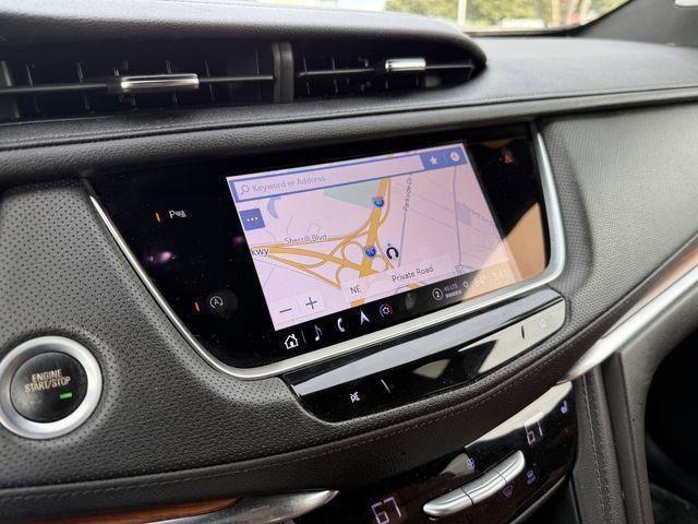 used 2022 Cadillac XT5 car, priced at $36,991