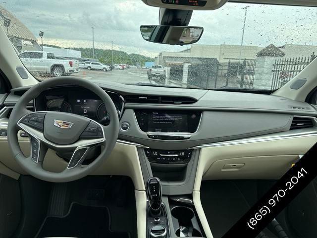 new 2025 Cadillac XT5 car, priced at $59,460