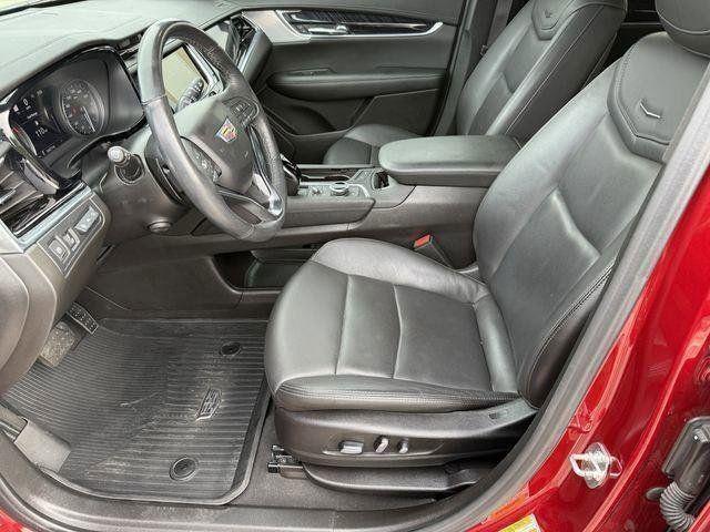 used 2024 Cadillac XT6 car, priced at $48,991