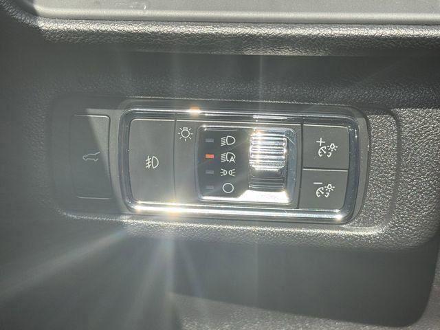 used 2021 Lincoln Corsair car, priced at $31,999