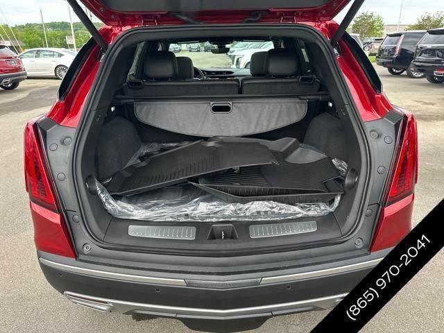 new 2025 Cadillac XT5 car, priced at $60,060