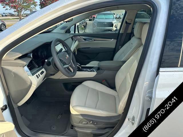 new 2025 Cadillac XT5 car, priced at $58,184