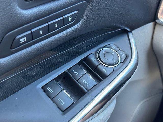 used 2019 Cadillac XT4 car, priced at $25,991