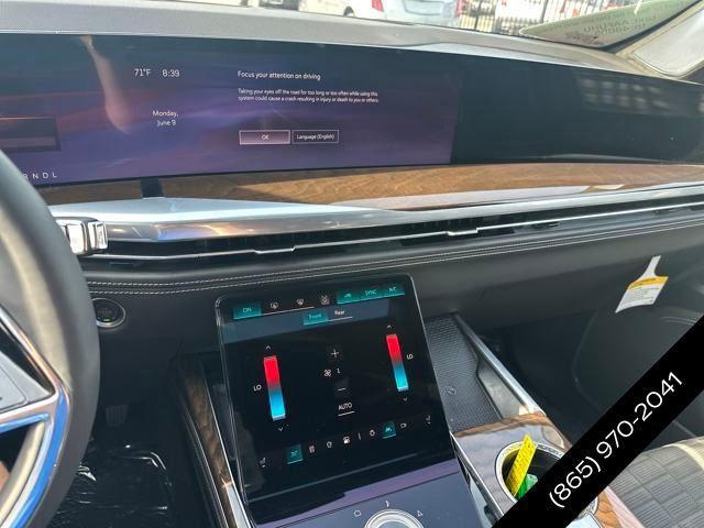 new 2025 Cadillac Escalade car, priced at $123,085