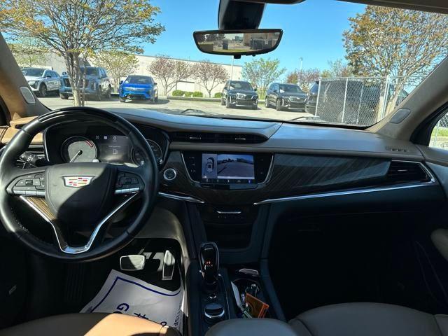 used 2022 Cadillac XT6 car, priced at $49,998