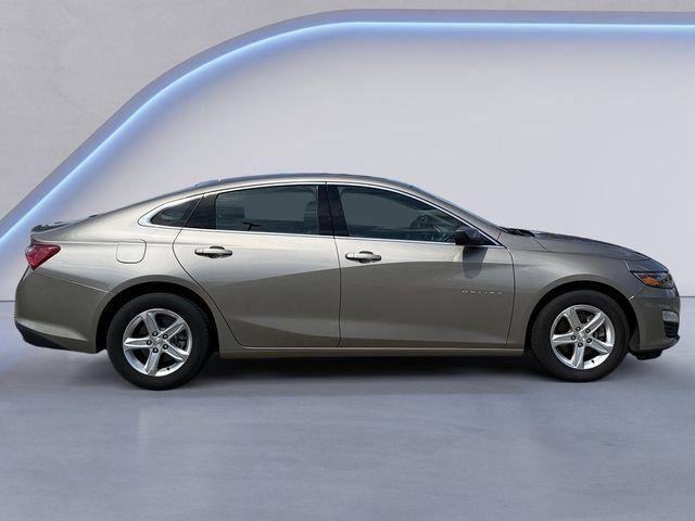 used 2022 Chevrolet Malibu car, priced at $17,999