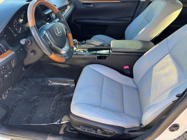 used 2014 Lexus ES 300h car, priced at $15,991