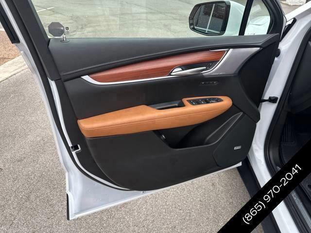 new 2025 Cadillac XT5 car, priced at $59,090