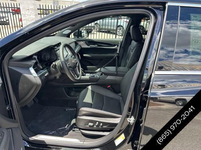 new 2025 Cadillac XT5 car, priced at $58,190