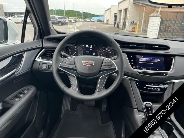 new 2025 Cadillac XT5 car, priced at $60,090