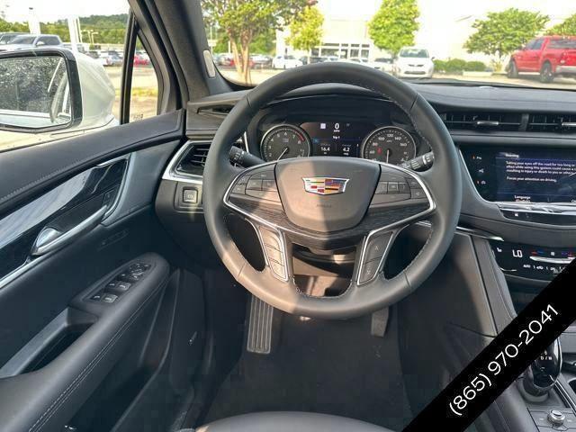 new 2025 Cadillac XT5 car, priced at $57,065