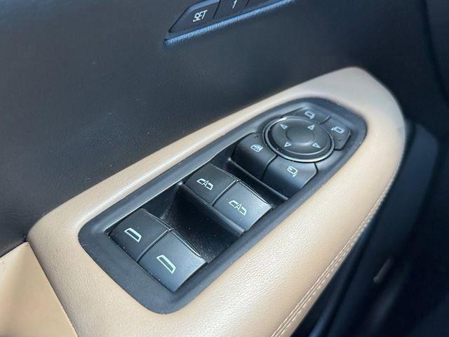 used 2017 Cadillac XT5 car, priced at $25,991