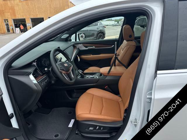new 2025 Cadillac XT5 car, priced at $59,090