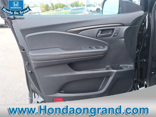 new 2025 Honda Ridgeline car, priced at $44,017