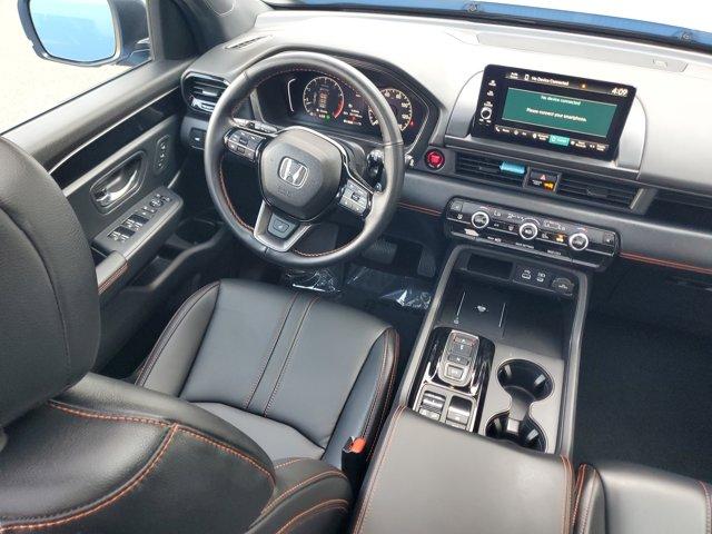 used 2025 Honda Pilot car, priced at $44,999