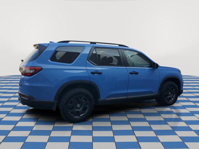used 2025 Honda Pilot car, priced at $44,999