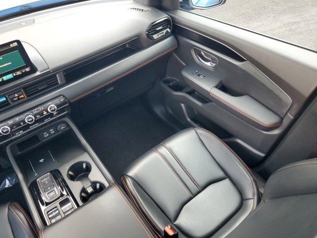 used 2025 Honda Pilot car, priced at $44,999