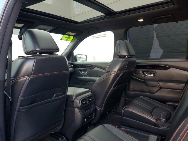 used 2025 Honda Pilot car, priced at $44,999