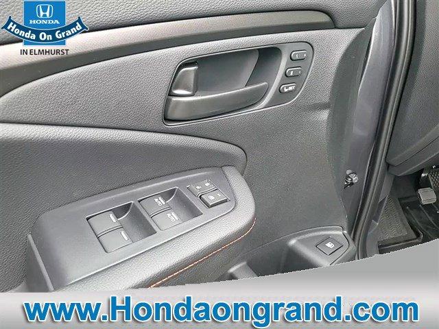 new 2025 Honda Ridgeline car