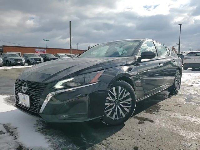 used 2023 Nissan Altima car, priced at $21,199