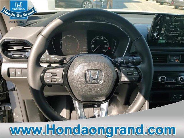 new 2025 Honda Pilot car, priced at $48,330