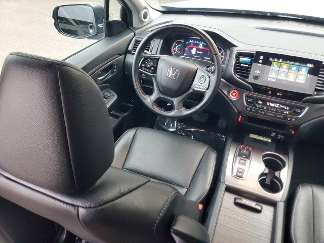 used 2022 Honda Pilot car, priced at $35,999