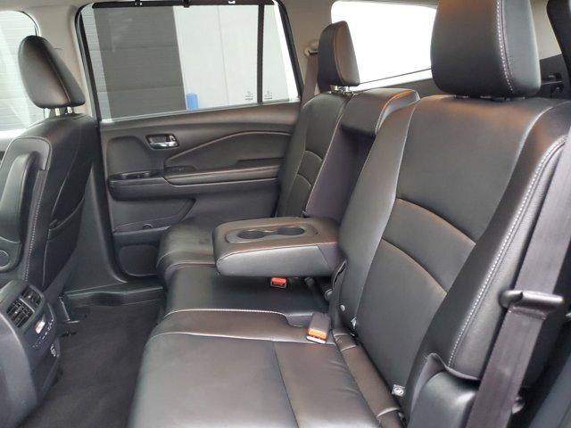 used 2022 Honda Pilot car, priced at $35,999