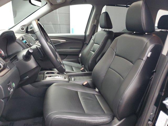 used 2022 Honda Pilot car, priced at $35,999