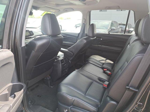 used 2021 Honda Pilot car, priced at $28,999
