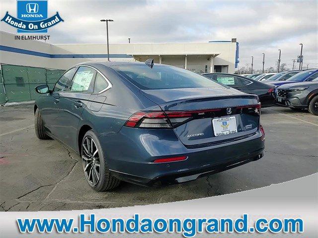 new 2025 Honda Accord Hybrid car