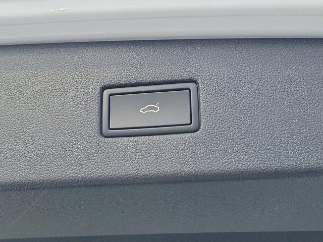 used 2022 Volkswagen Tiguan car, priced at $24,999