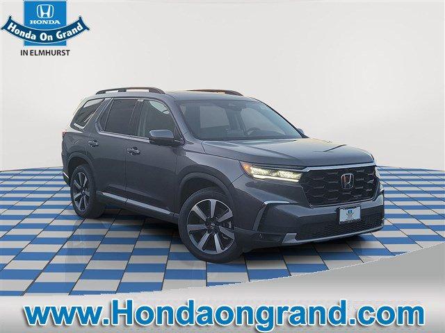 new 2025 Honda Pilot car, priced at $50,223