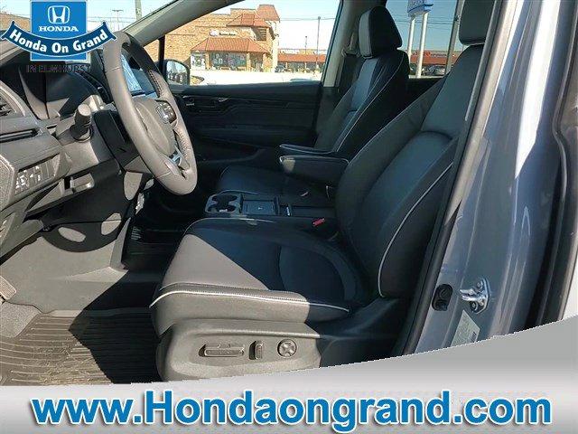 new 2025 Honda Odyssey car, priced at $45,176