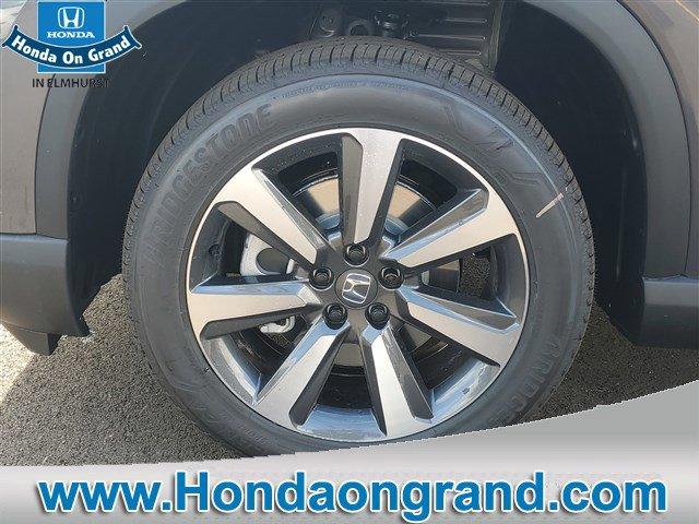 new 2025 Honda Pilot car, priced at $47,824