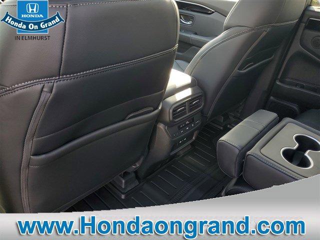new 2025 Honda Pilot car, priced at $47,824