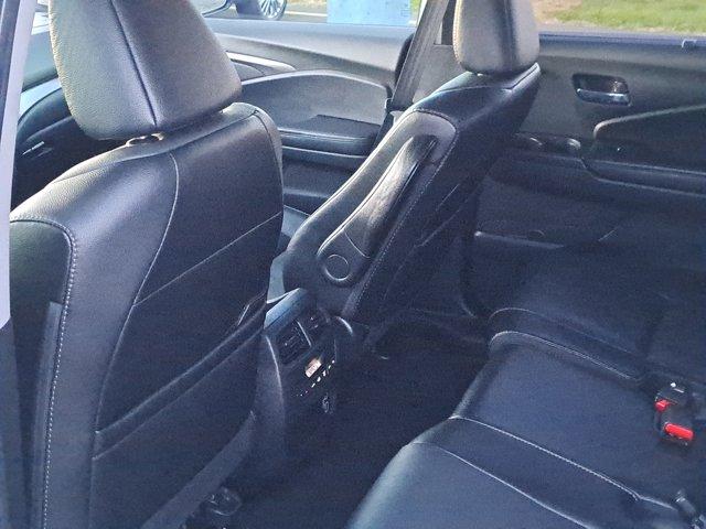 used 2021 Honda Pilot car, priced at $22,799