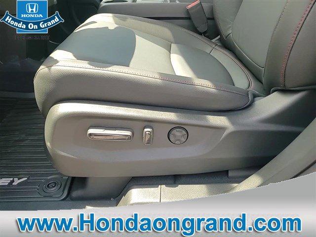 new 2025 Honda Odyssey car, priced at $42,559