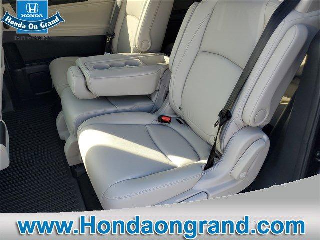 new 2026 Honda Odyssey car, priced at $42,084