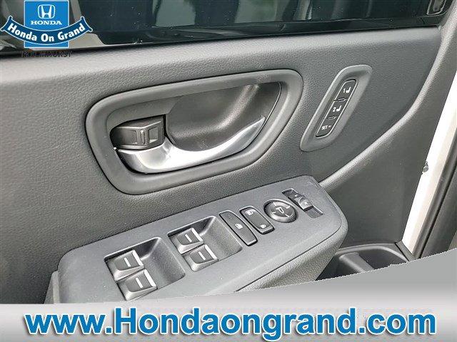 new 2025 Honda Pilot car, priced at $49,122