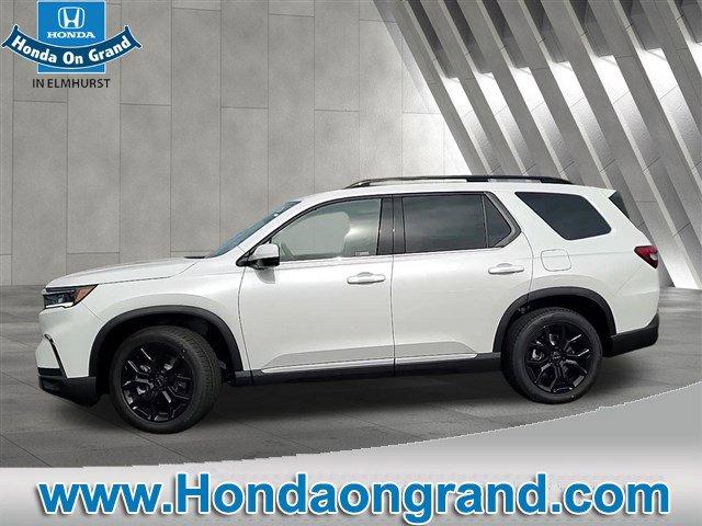 new 2025 Honda Pilot car, priced at $49,122